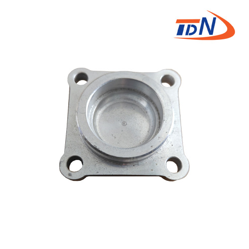 Tampa final fundida em alumínio