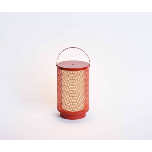 Linterna LED portátil para acampar con luz cálida regulable