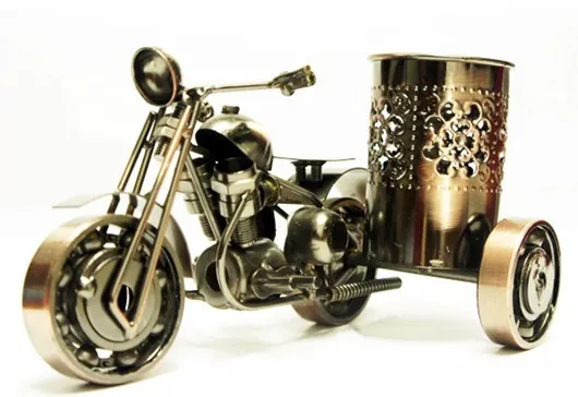 Metal Three-wheeled motorcycle Penholder model