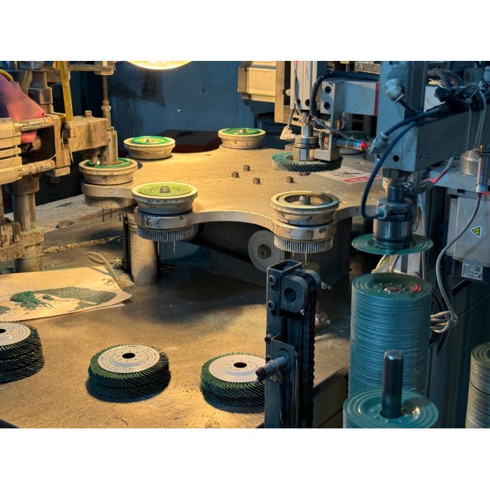 Disco de colgajo ultra duradero hecho de circonio abrasivo