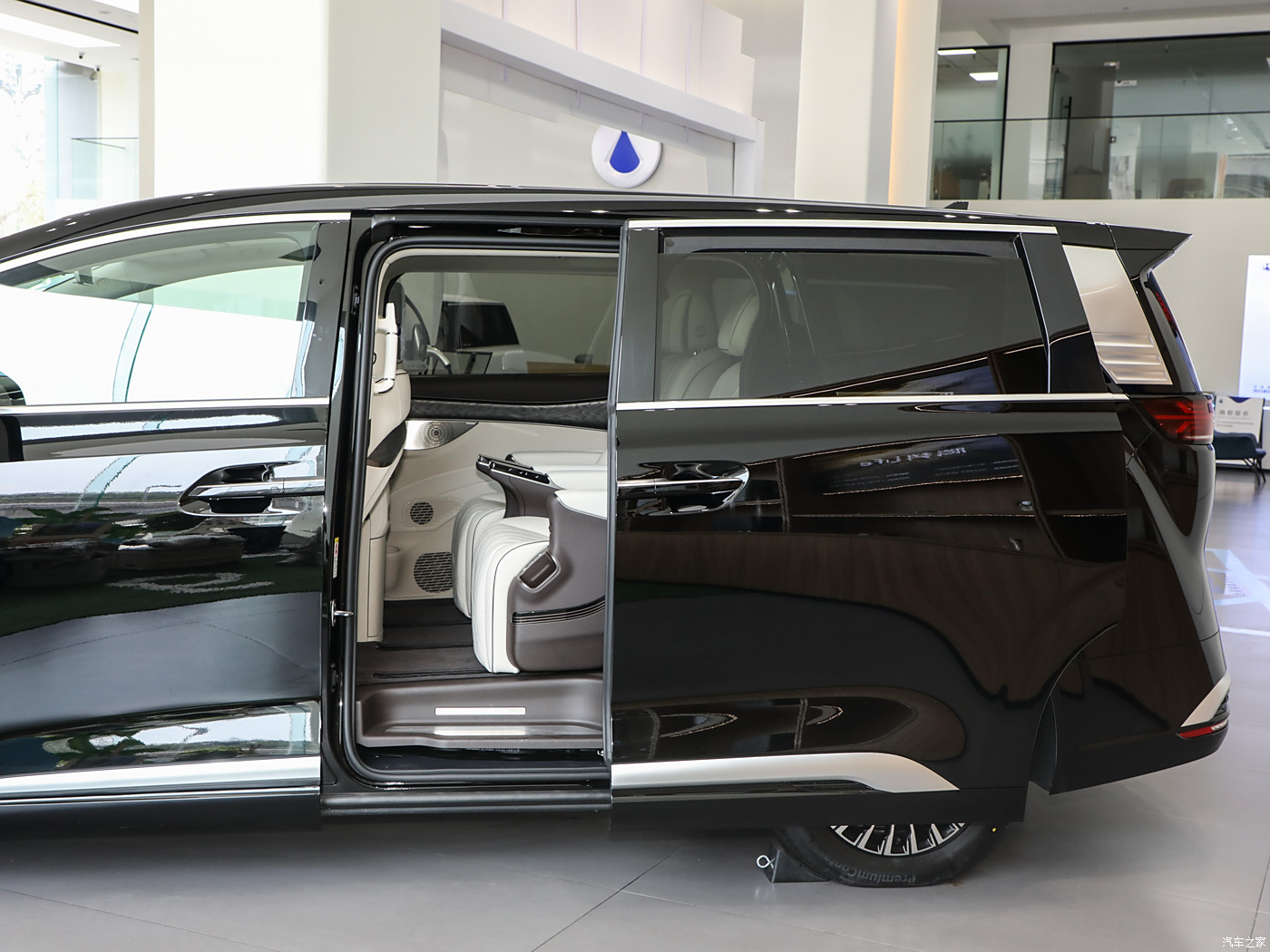 Denza D9 Ev Range 600km Electric Mpv Car