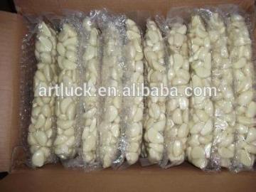 Fresh peeled garlic