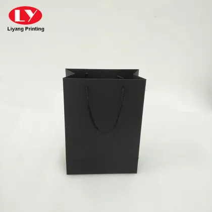 Printing and Packaging Luxury Black Shopping Paper Bag