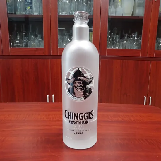 Cheap 75 cl flint glass vodka custom printed glass bottle