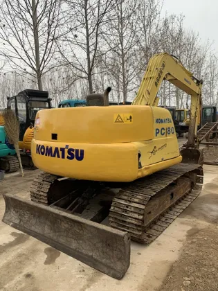 KOMATSU Compact mini Excavator