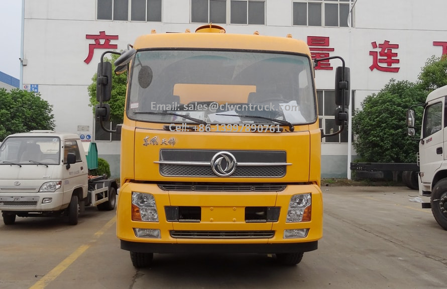 Vaccum Sewage Truck Manufacturer