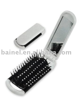 Foldable hair brush