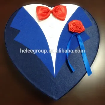 heart-shaped paper box