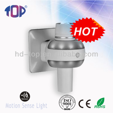 LED Sensor Flashlight / Electric Torch CE/RoHS Mothion Sense / Light Sense / Inductive Charging