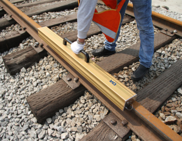 Rail Straightness Measurer