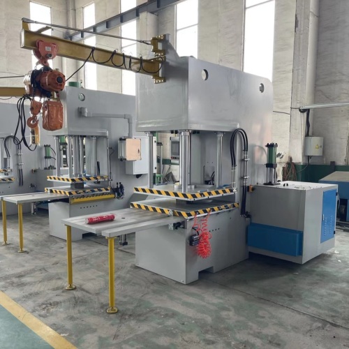 30T C-type single-station wax injection machine