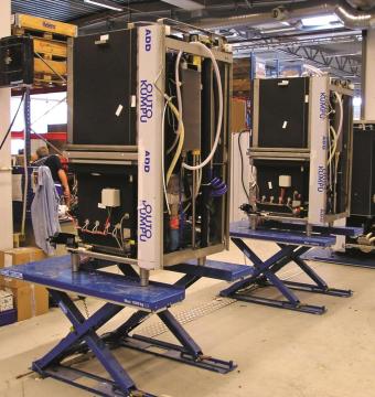 Low equipment lifts hydraulic