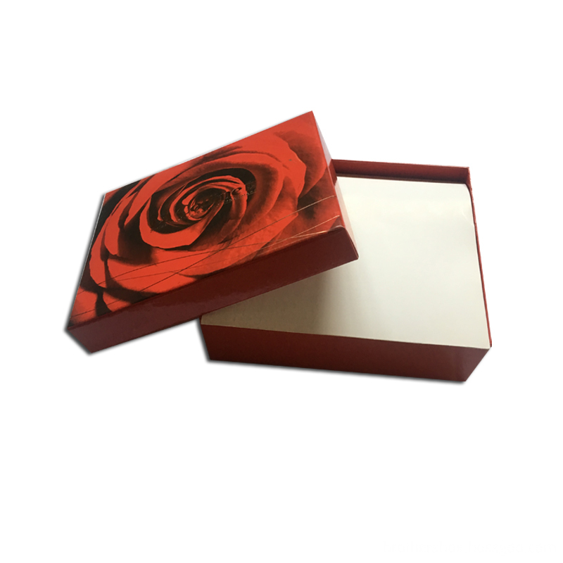 Rose Cover Design Cardboard Gift Packaging Box