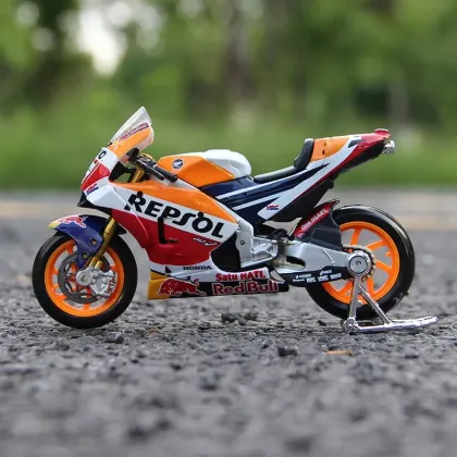 Hot Selling 1:18 Scale Maisto Repsol Honda MotoGP Racing Car Diecast Model
