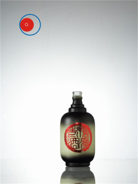 Round Glass Liquor Bottle with Gradual Color