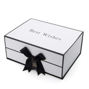 Custom Luxury Magnetic Packaging Boxes with Cotton Handle