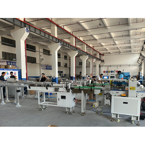 स्वचालित तकिया पैकिंग मशीन