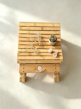 Folding stool a small and light child