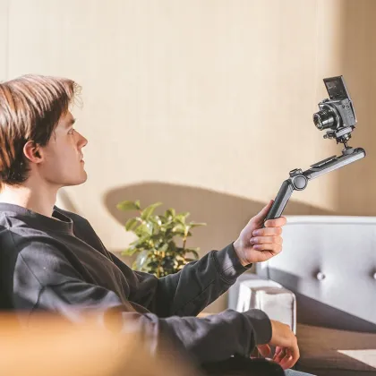 PGYTECH Mini Flexible Phone Tripod Holder Handheld Panoramic action camera selfie stick Vlogging Mantispod Tripod gopro/insta360