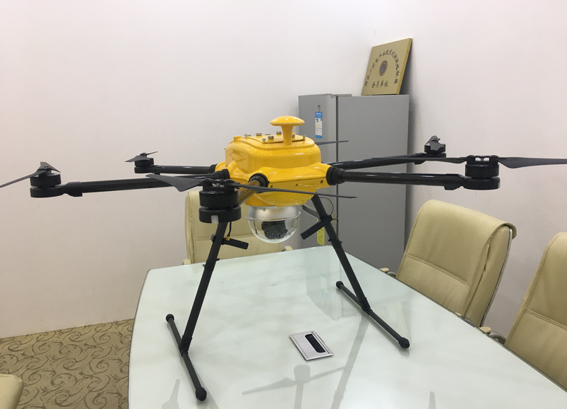 Big Waterproof Drone With Zoom Camera