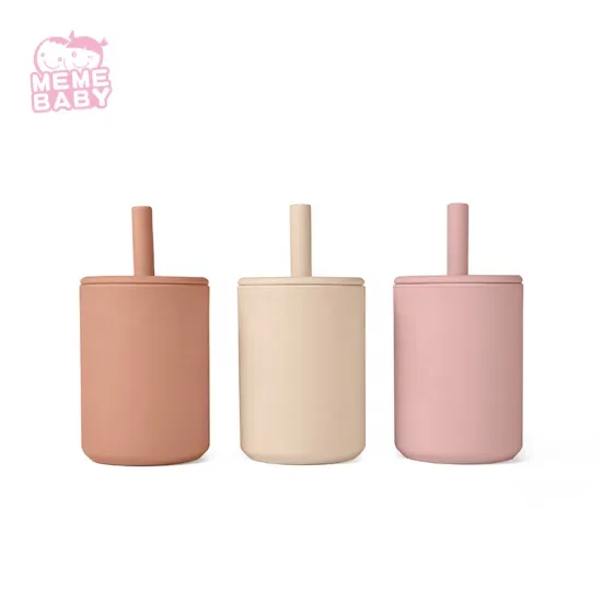 Leakproof Silicone Sippy Cup With Straw and Lid