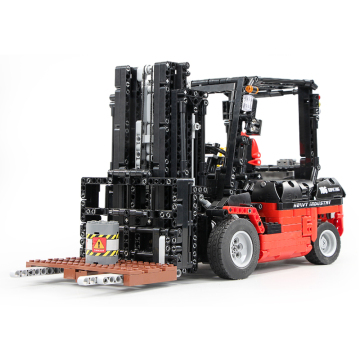 Hot Selling Mould King 13106: An Advanced Engineering Stacking Machine Block Set for Educational Gifts and Learning