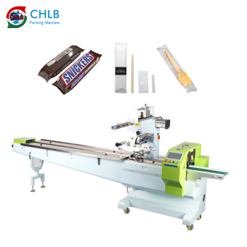 Macchina da imballaggio orizzontale ad alta velocità automatica per forchette, cucchiai, tovaglioli e barre di cioccolato