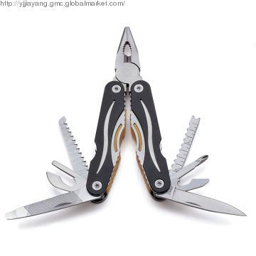 Pincher with knives