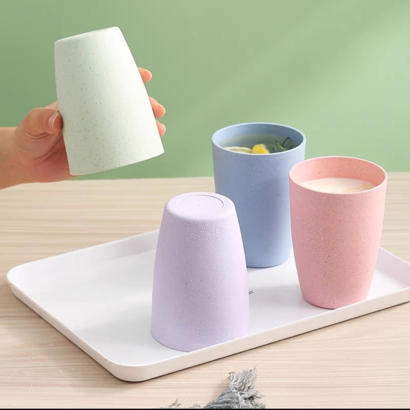 Reusable plastic drinking cup