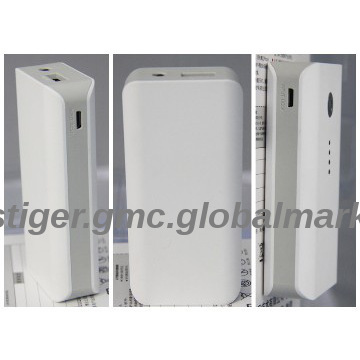 4400mah po charger for smart phones with 4 LED indicators