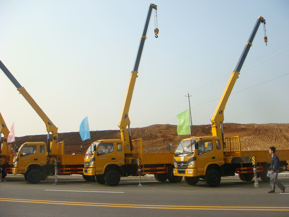 Truck Mounted Crane Saudi Arabia