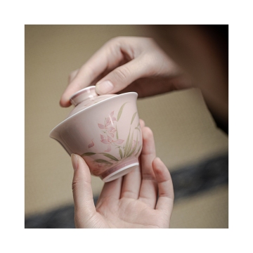 Handcrafted Japanese Ceramic Lid for Teacup - High Quality New Product