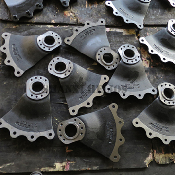 Certificated OEM customized clay sand cast iron truck accessory parts cast iron bracket