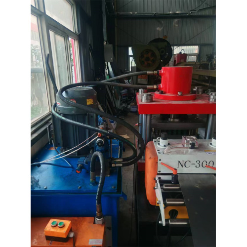 စွမ်းဆောင်ရည်မြင့် ဟိုက်ဒရောလစ်ချိတ်ဆက်စက်