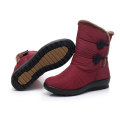 Flat bottomed anti slip and waterproof snow boots
