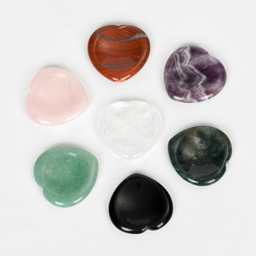 Energía curativa al por mayor Cristal caído del pulgar de la piedra de preocupación - Forma del corazón