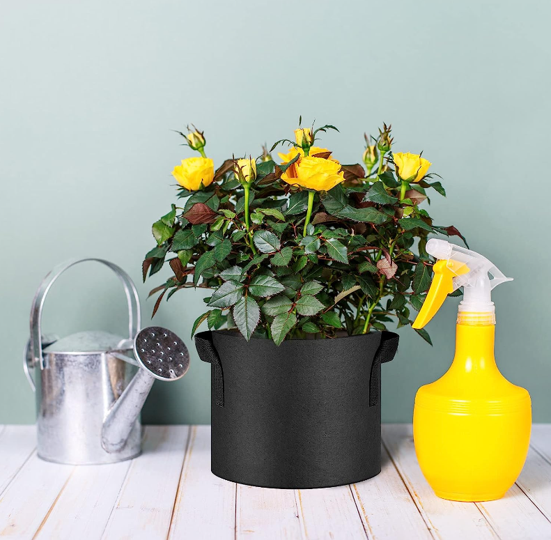 Stocking handles planting bags