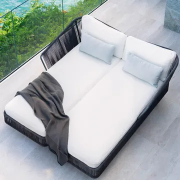 Outdoor Two-Person Rope Woven Daybed Lounger
