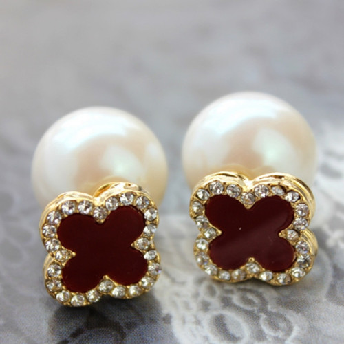 White Pearl Earrings Stud Wholesale