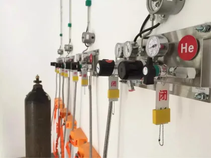Low Pressure Regulator for Oxygen and Nitrogen in Chemical Labs