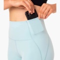 shorts de corrida com bolso para celular