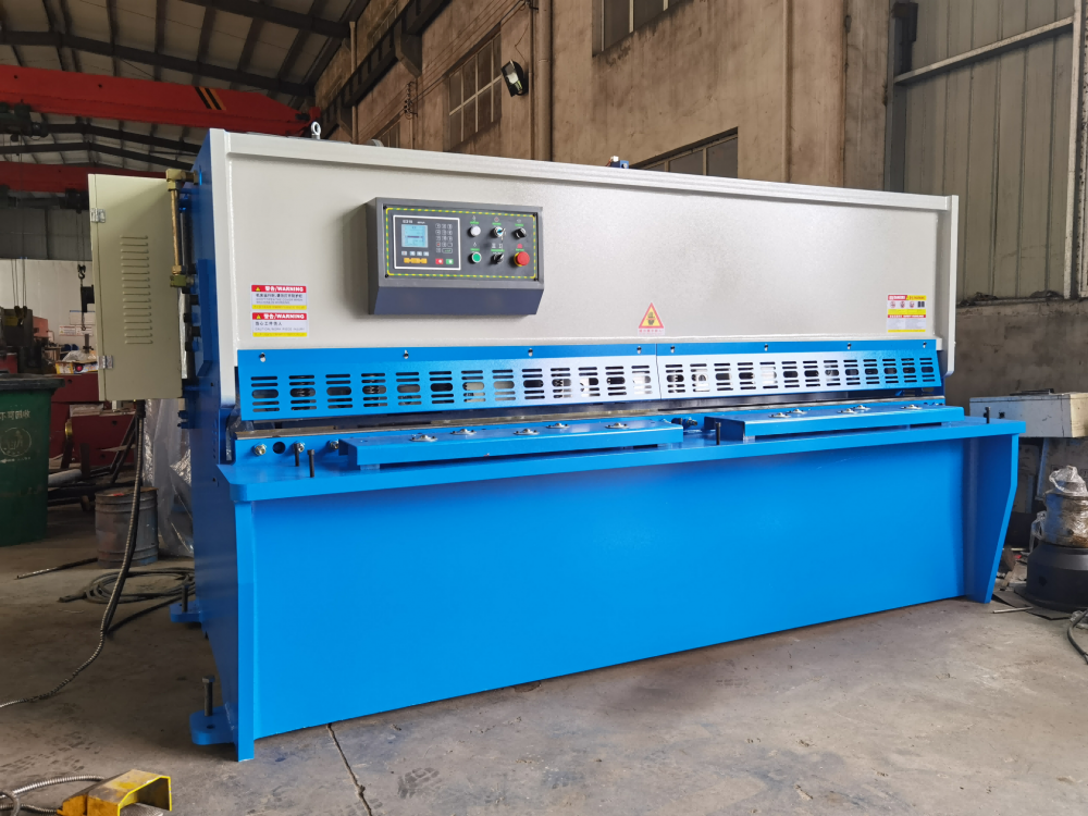 Hydraulic guillotine plate shears machine