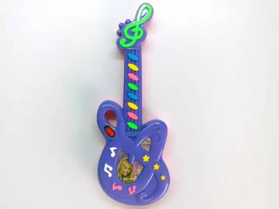 ELECTRIC GUITAR