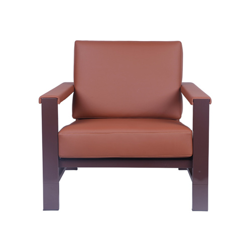 Fauteuil en cuir à structure métallique solide