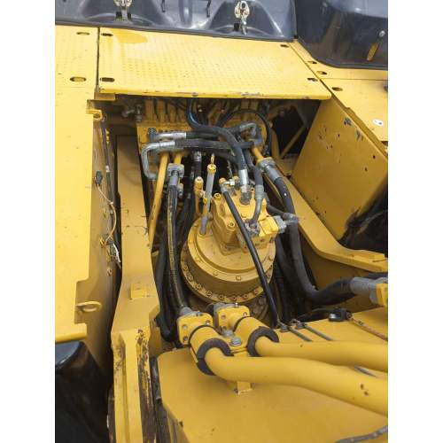 Escavadeira Caterpillar 336D2 2018