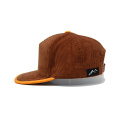 5 paneel bruine corduroy snapback cap