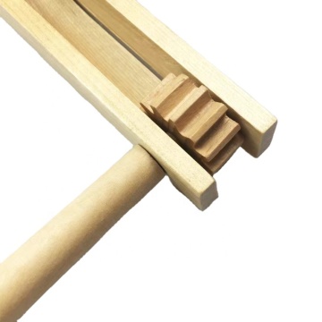 Rotatable Wood Castanet: An Innovative Orff Musical Instrument C02280
