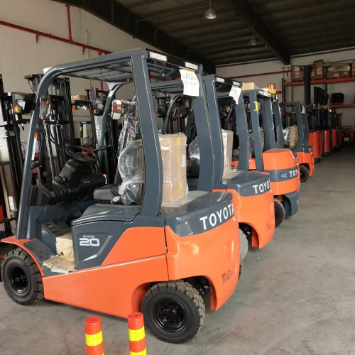 3 тонна электрического вилочного погрузчика Toyota для продажи