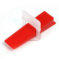 Plastic clip clip for leveling device