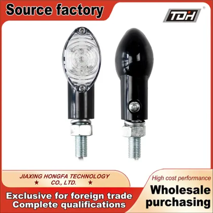 Low-drag bullet-shaped motorcycle turn signal